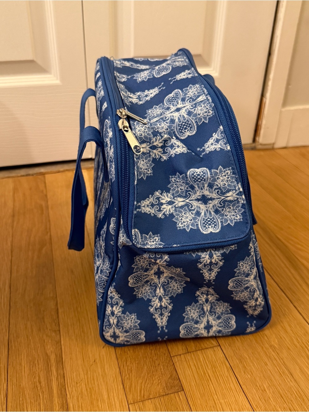 Set of 2 Blue Floral Tote Bags (Yarn Tote + Matching Carry Bag) - Picture 5 of 7